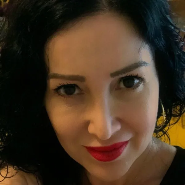 Ayşe Dumral